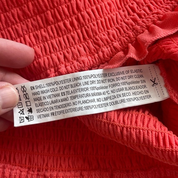 Forever 21 coral pink smocked puff sleeve crop blouse - Picture 4 of 6